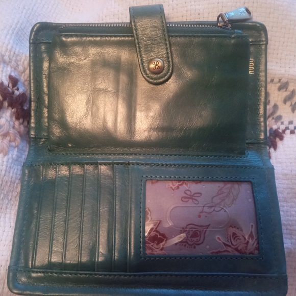 HOBO Torch Emerald Green Wallet - Picture 2 of 6